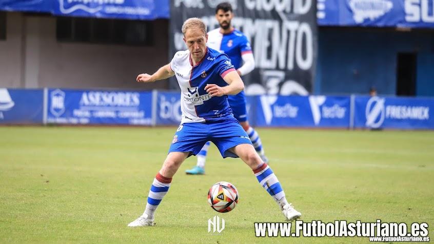 El Avilés se despide de dos ilustres