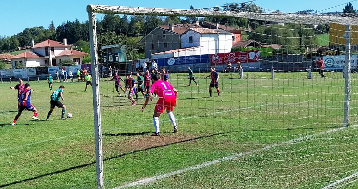 El Hispano se impone en Villarea